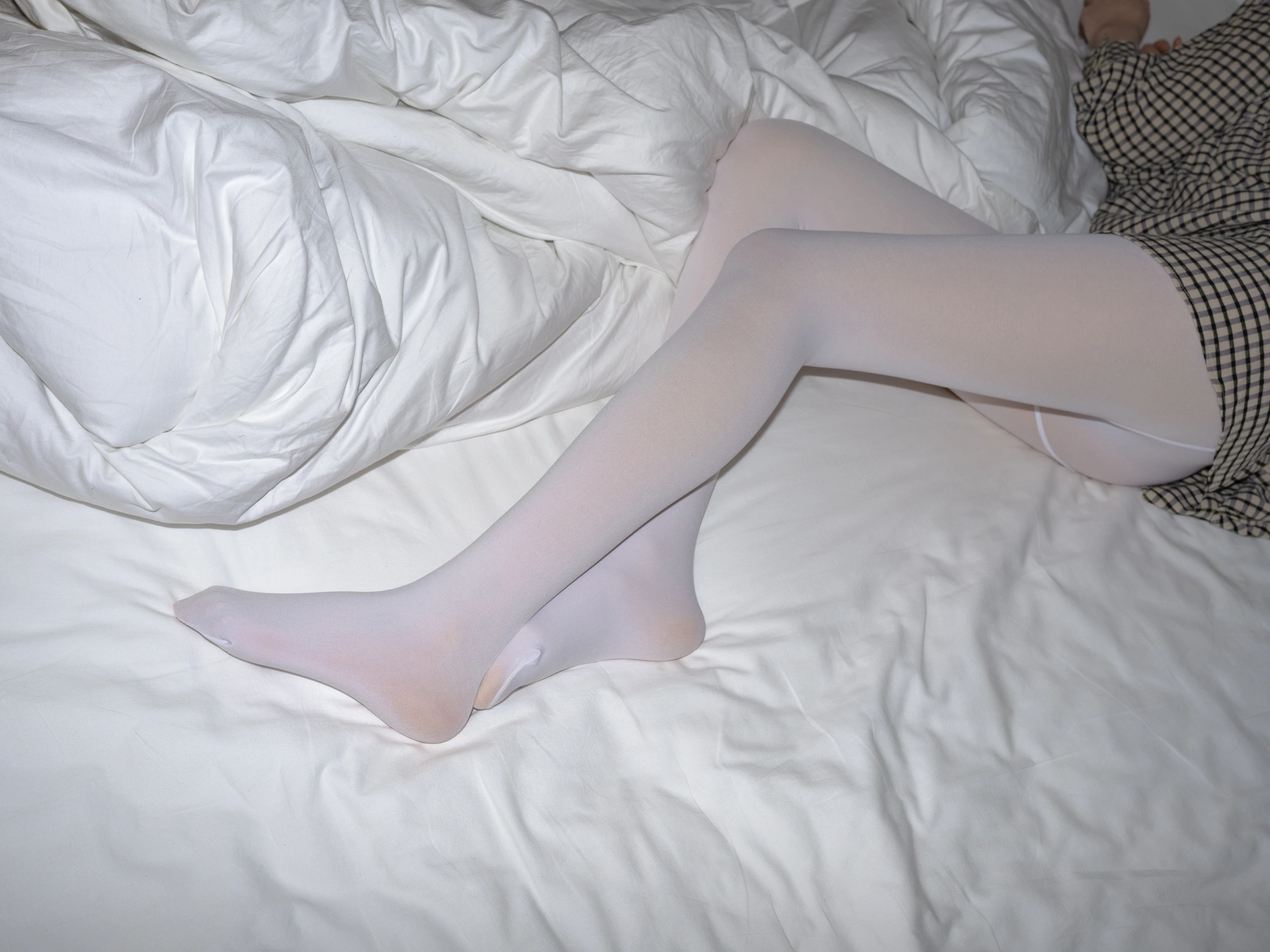 森萝财团写真 – aika 白丝 80D插图3